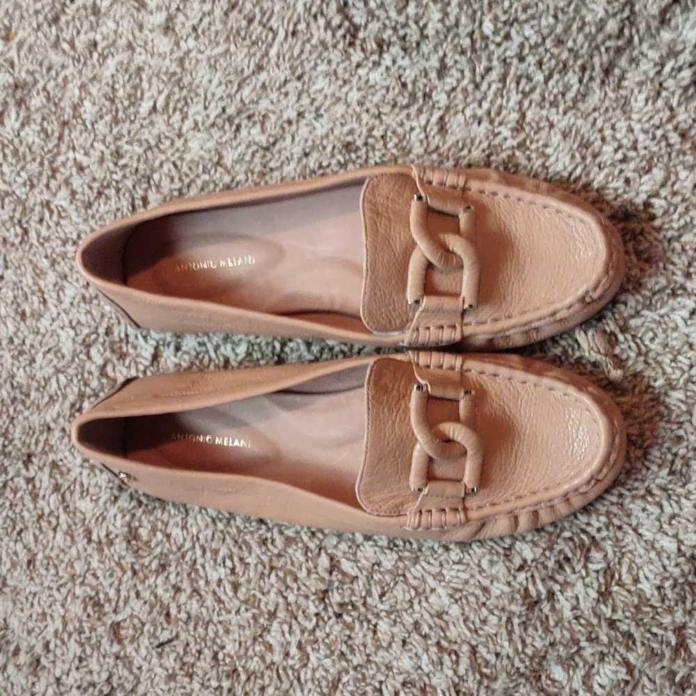 Never worn Antonio Melani, 9m, Tan